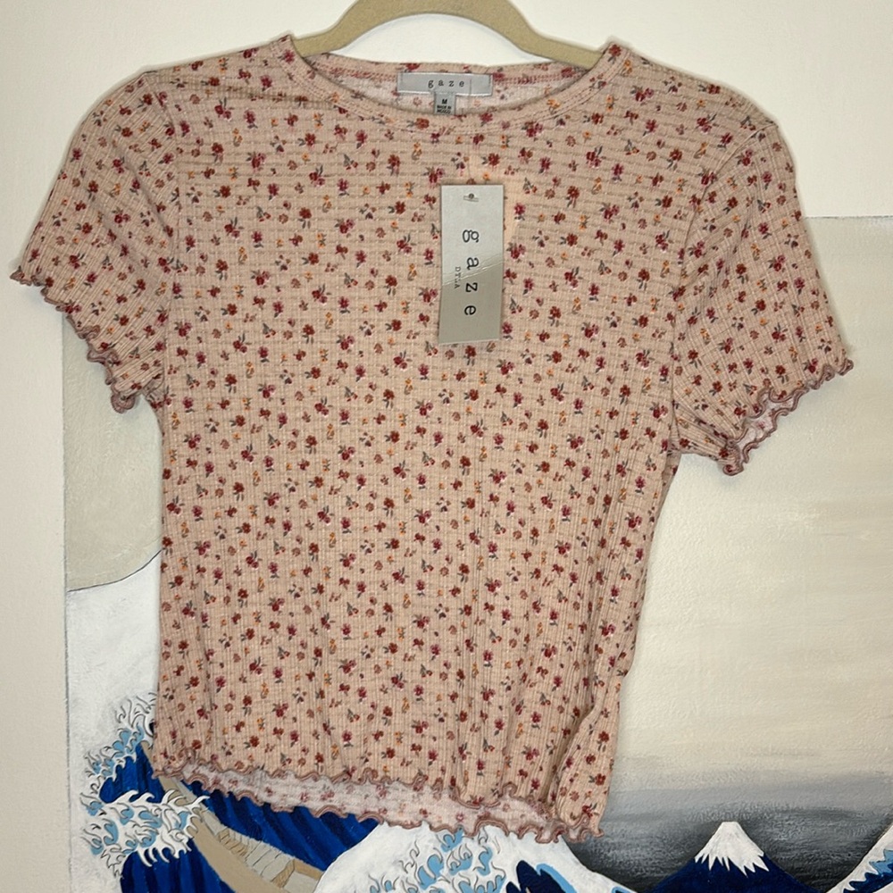Gaze Floral Ribbed Cropped Tee - Size M